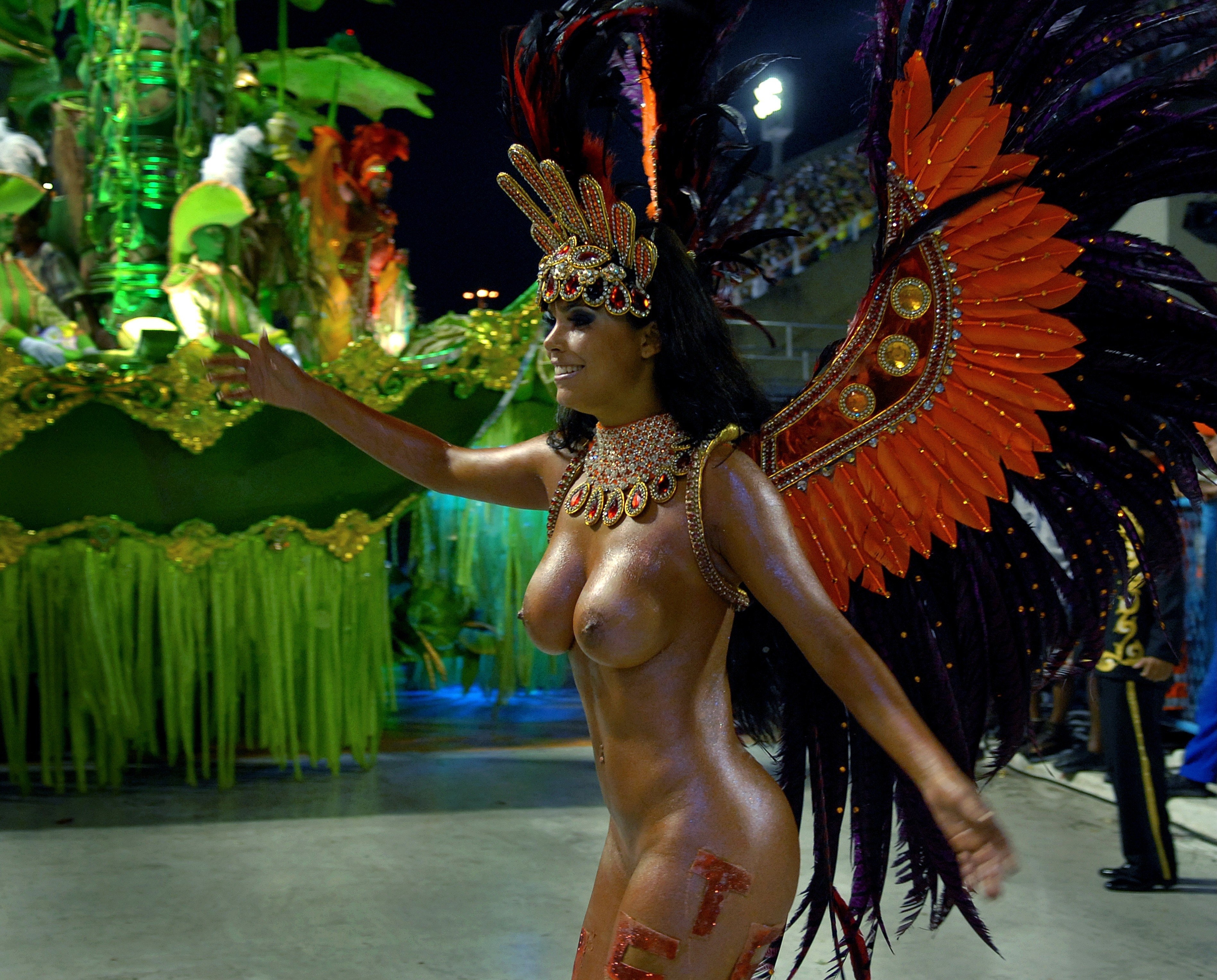 Andressa Urach Carnival.